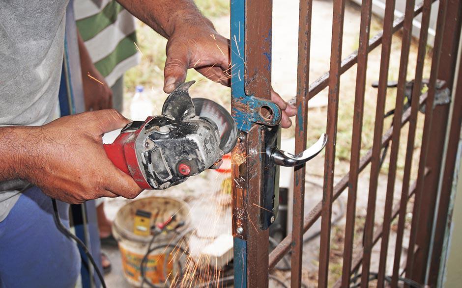 artisans serruriers La Ville-du-Bois